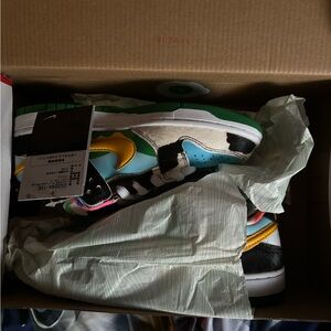 Unisex chunky dunky NEVER WORN BRAND NEW IN BOX.